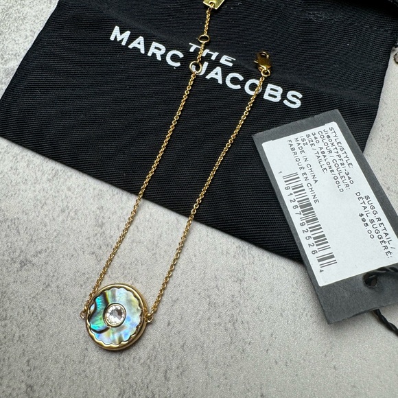 NWT Marc Jacobs Marc Jacobs Gold & Multicolor Abalone The Medallion' Bracelet - Picture 7 of 7